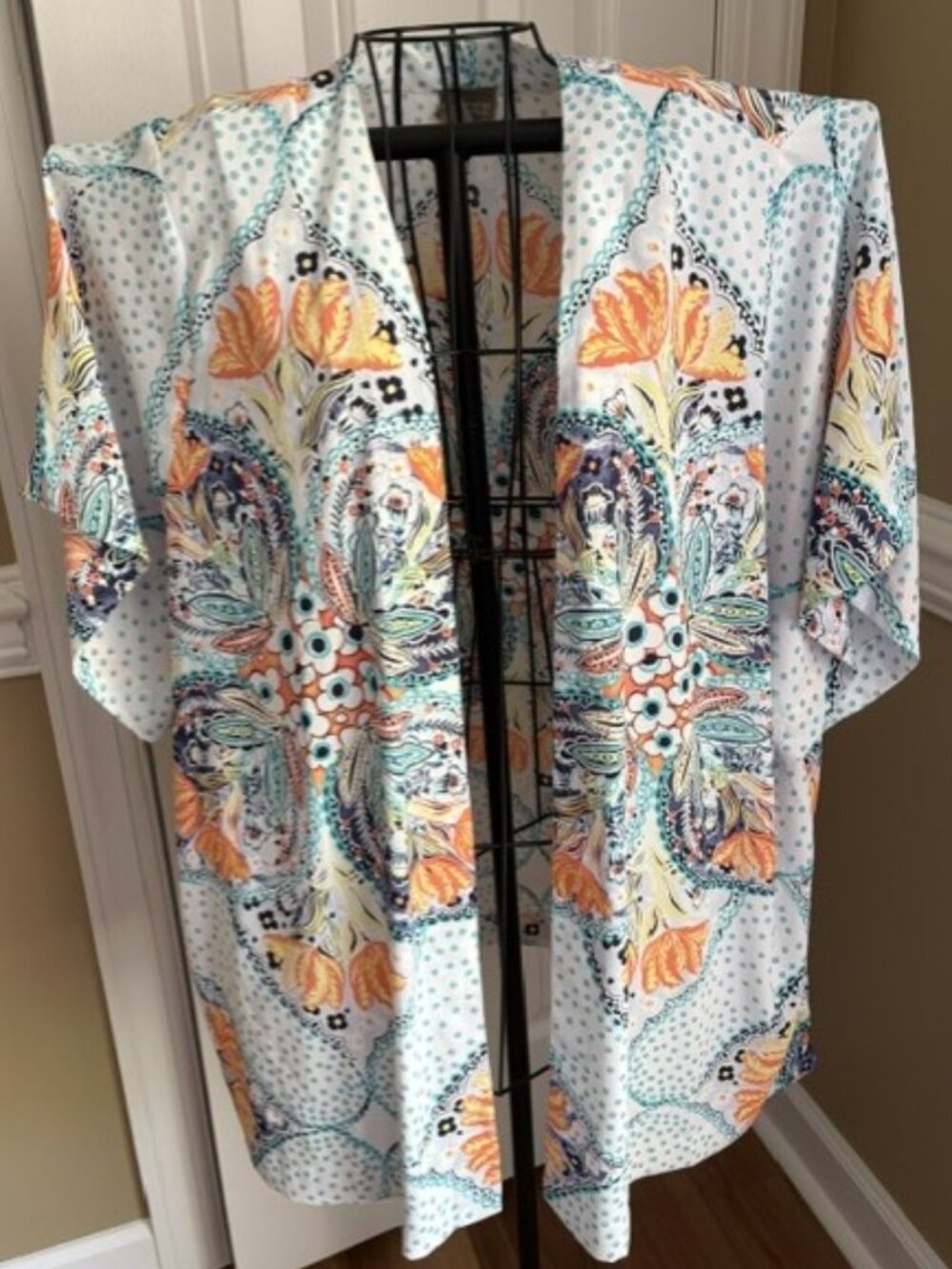 Beautiful Chico's BOHO Kimono  Chicos Size 2 (Large)